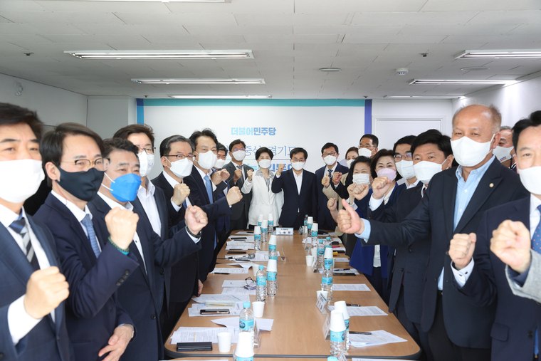 사진/ 더불어민주당 김동연 경기지사 후보 선거사무소 