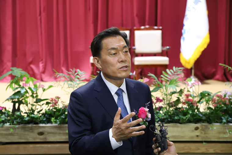 수원특례시 이재준 당선인이 수원지역경제를 다시 일으키는 '경제도시' 건설을 약속했다. 사진/최재우 기자