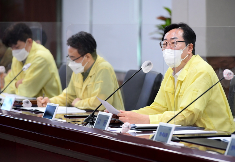 화성시는 코로나19 감염병 재유행 대비 긴급 대책회의를 개최하고 방역 강화 방안을 수립했다. (사진 : 화성시청 제공)