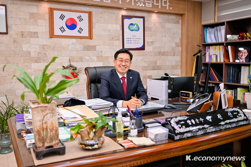  전진선 양평군수. <사진 = 양평군청 제공>