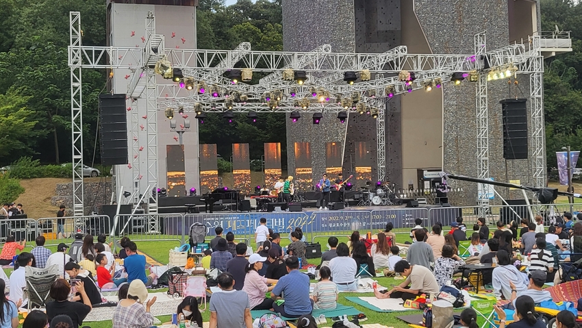 지난해 열렸던 '제7회 수원재즈페스티벌' 모습 <수원시 제공>