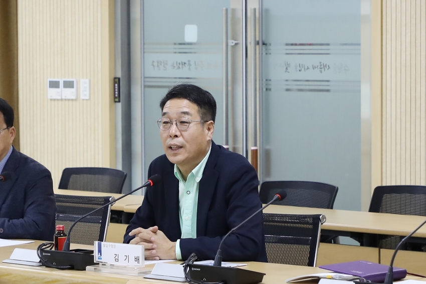 김기배 구청장 <수원시 팔달구 제공>