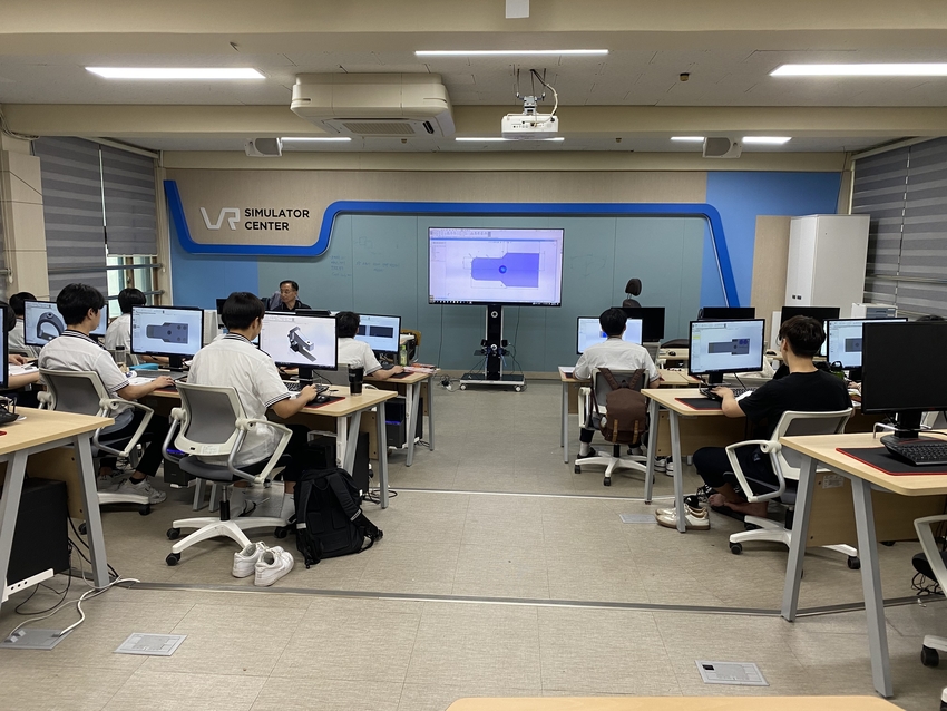 경기산학융합원의 '반도체 소부장 부트캠프' 교육 모습 <경기산학융합원 제공>