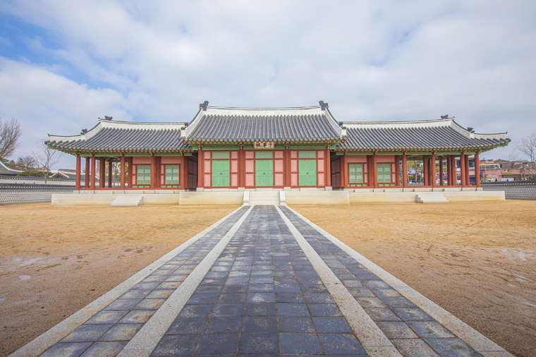 복원된 우화관 <수원시 제공>