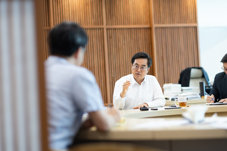김동연 지사, 위험물 취급 업소에 대한 긴급안전점검 지시 <경기도 제공>