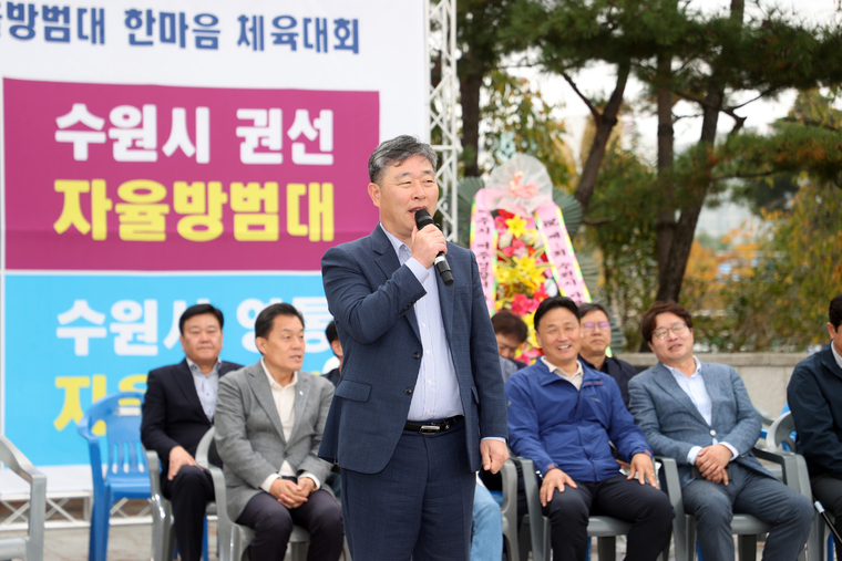 축사를 하고 있는 김정렬 부의장 모습 <수원특례시의회 제공>