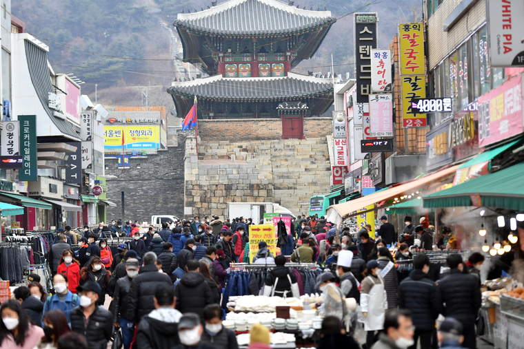 남문시장 전경 <수원시 제공>