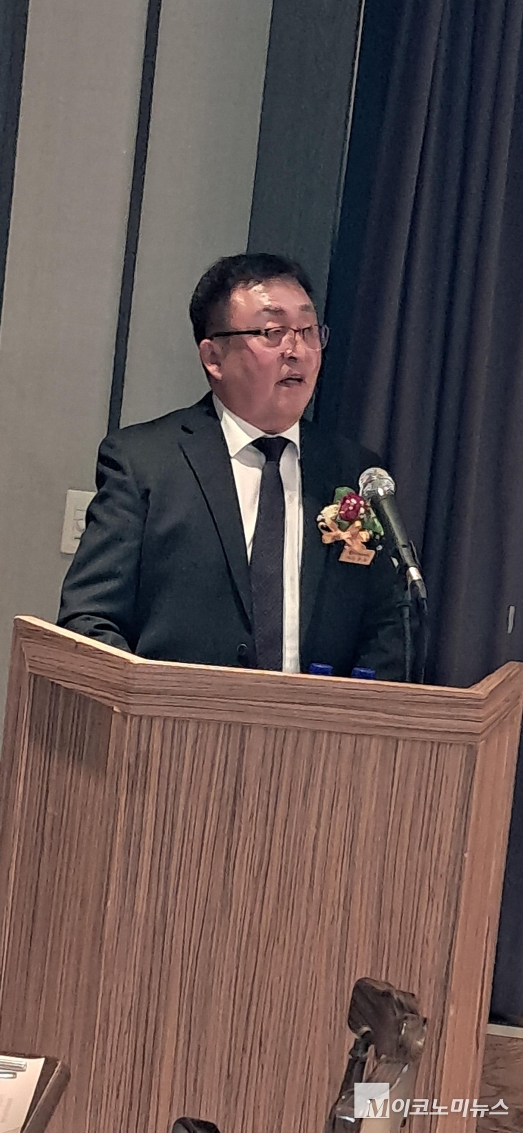 노영득 회장이 취임사를 하고 있다 <안영찬 기자>