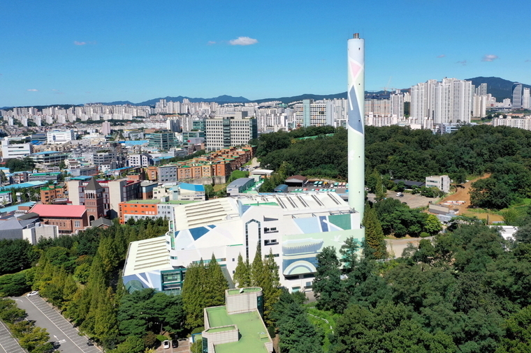 영통구에 소재한 '수원시자원회수시설' 전경 <수원시 제공>